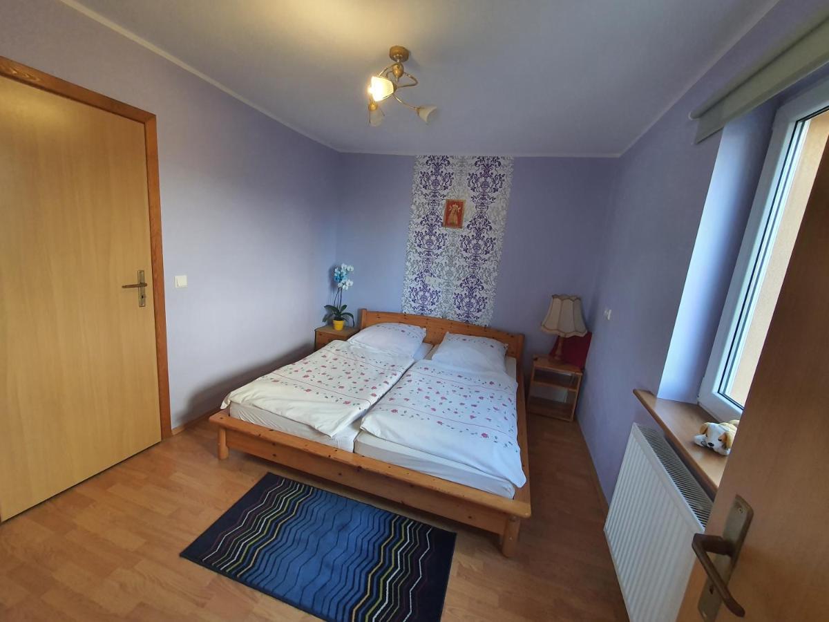 Agroturystyka Dobri Mol Kiedrowice Esterno foto